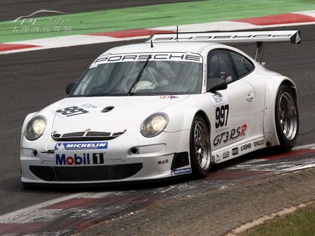 r 911GT3 RSR DƬ D 